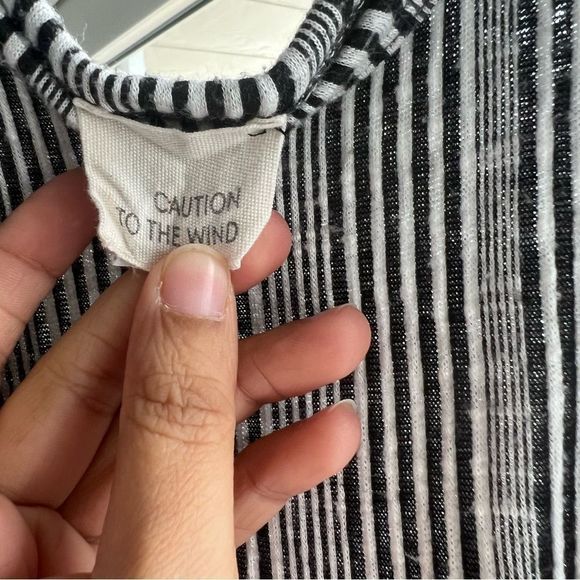 Caution to the wind flowy jumpsuit, small, striped, black and white , NWT - Picture 11 of 11